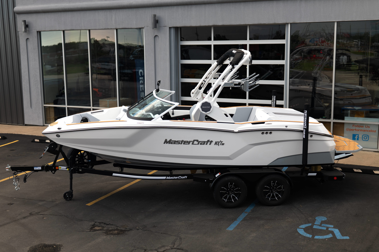 2027 MasterCraft NXT20