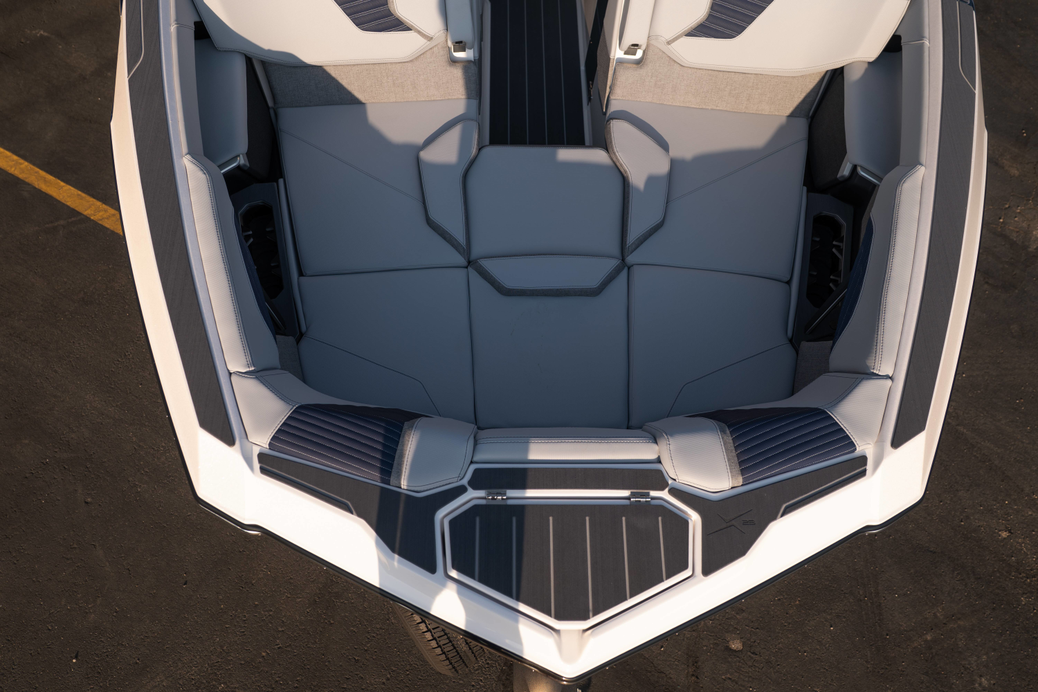 2027 MasterCraft X23