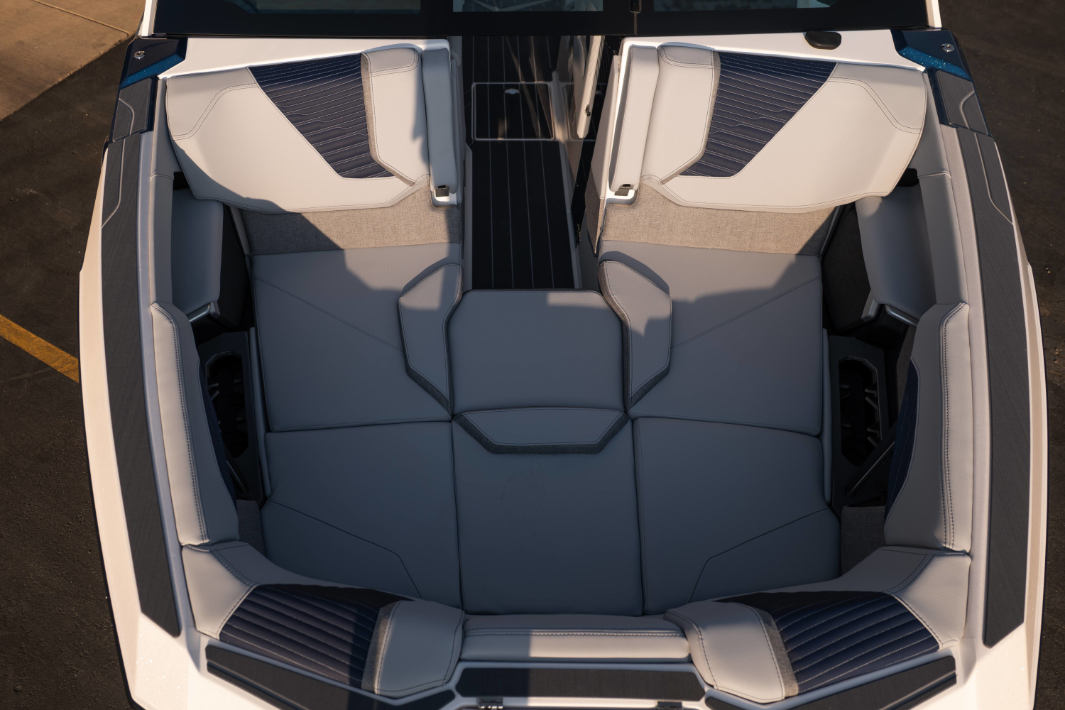 2027 MasterCraft X23