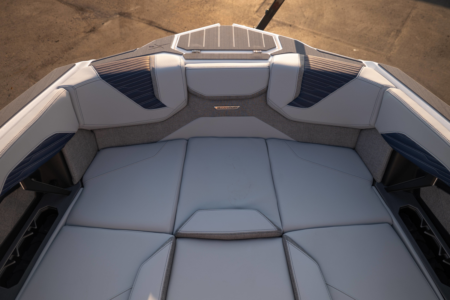 2027 MasterCraft X23