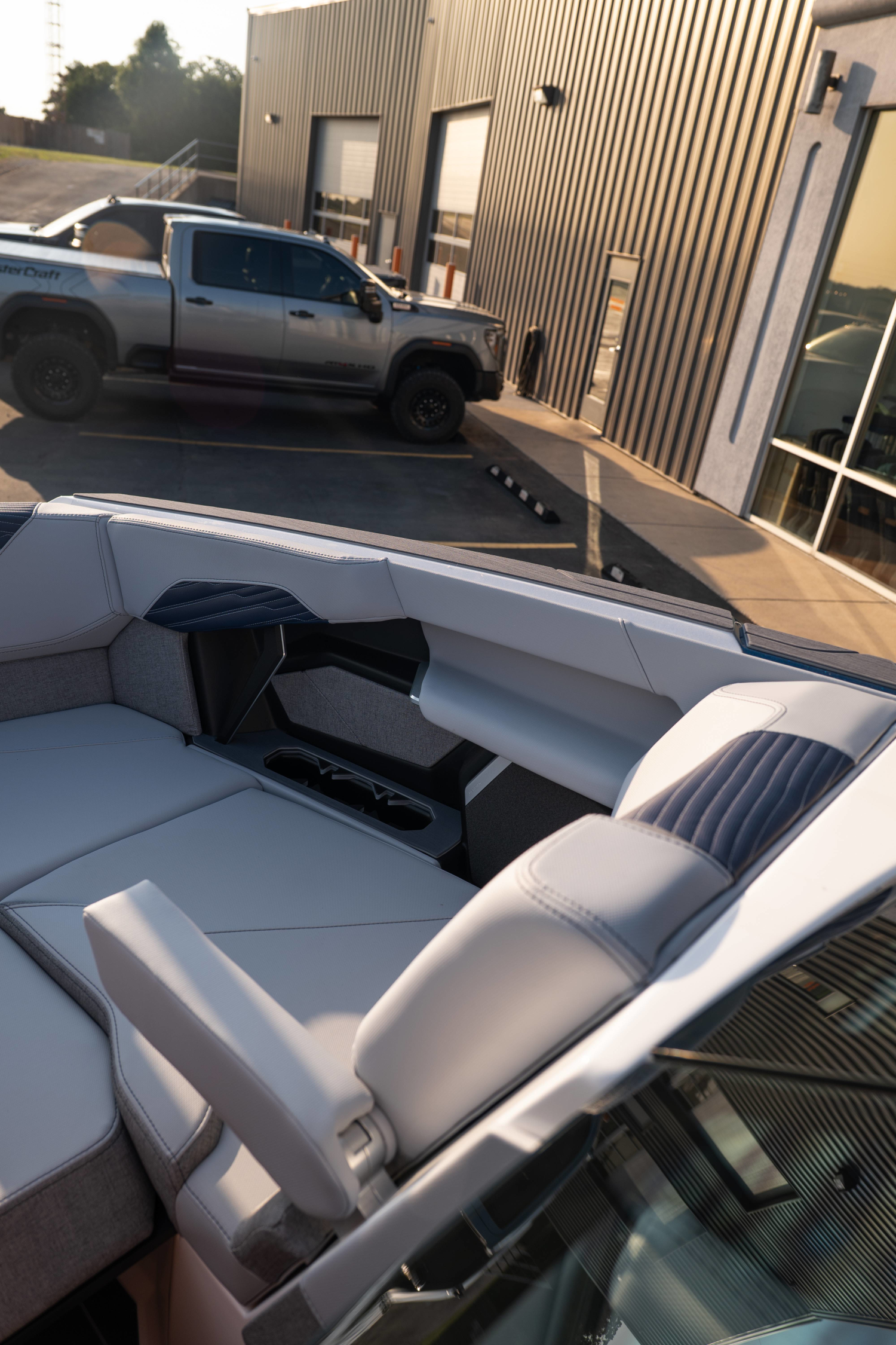 2027 MasterCraft X23