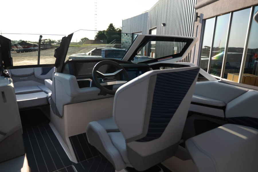 2027-mastercraft-x23-147971-image27