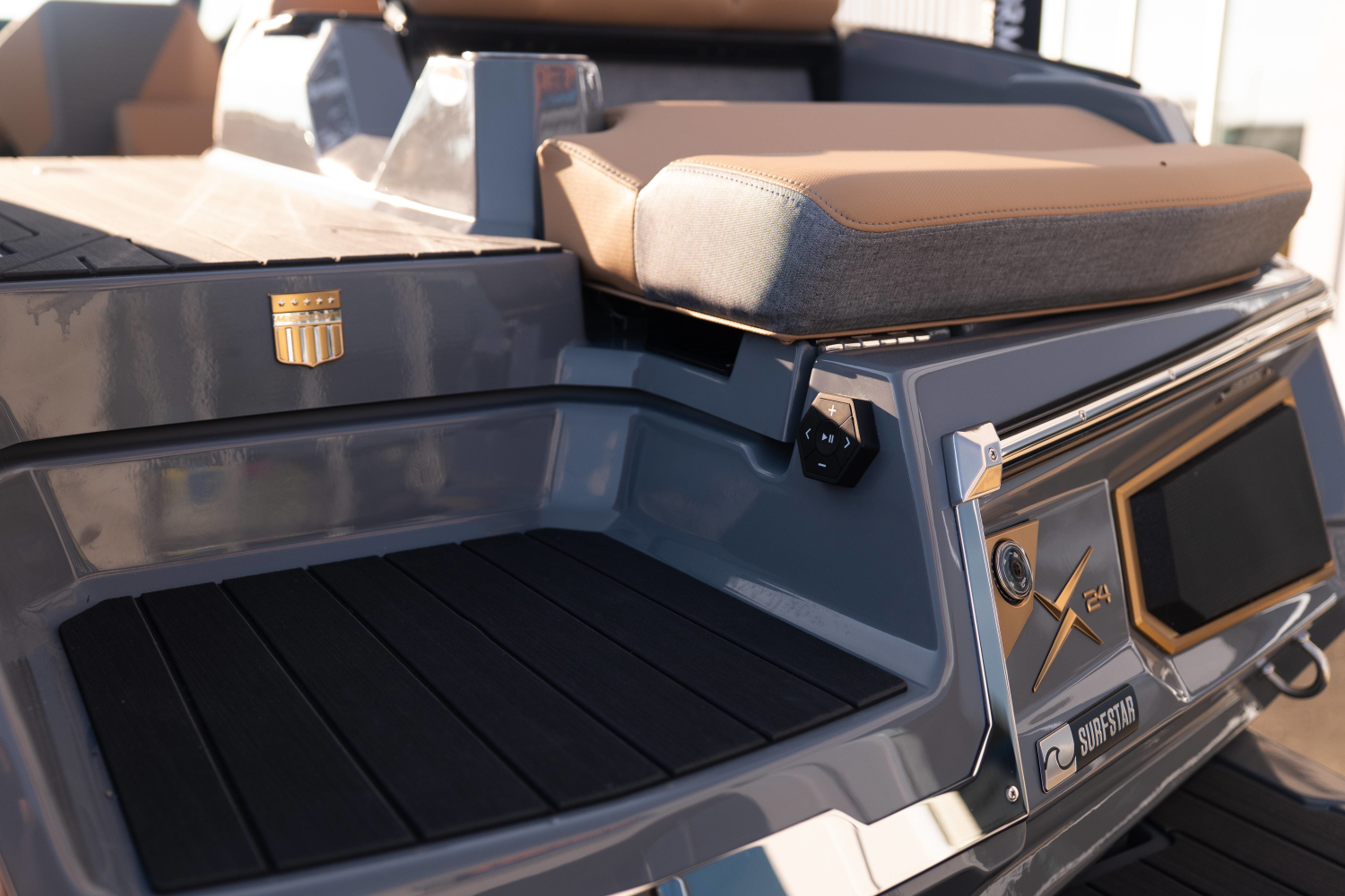 2027 MasterCraft X24