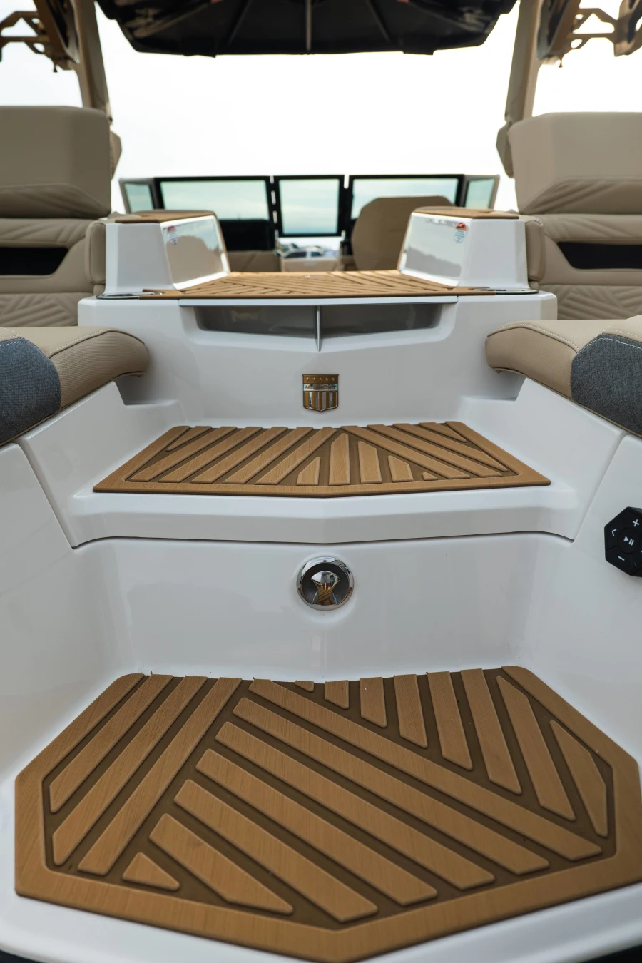 2026-mastercraft-x-star-147974-image18