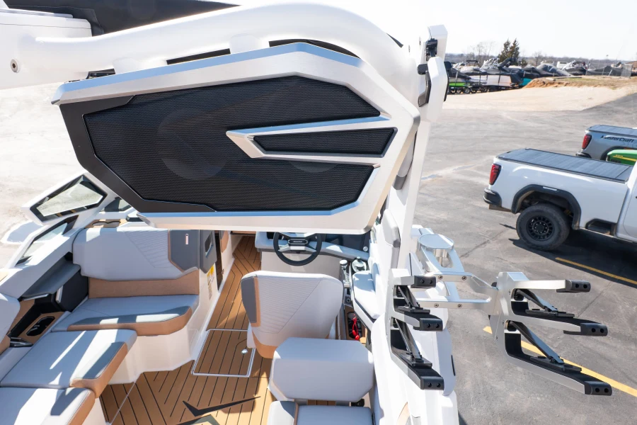 2026-mastercraft-x24-147975-image20