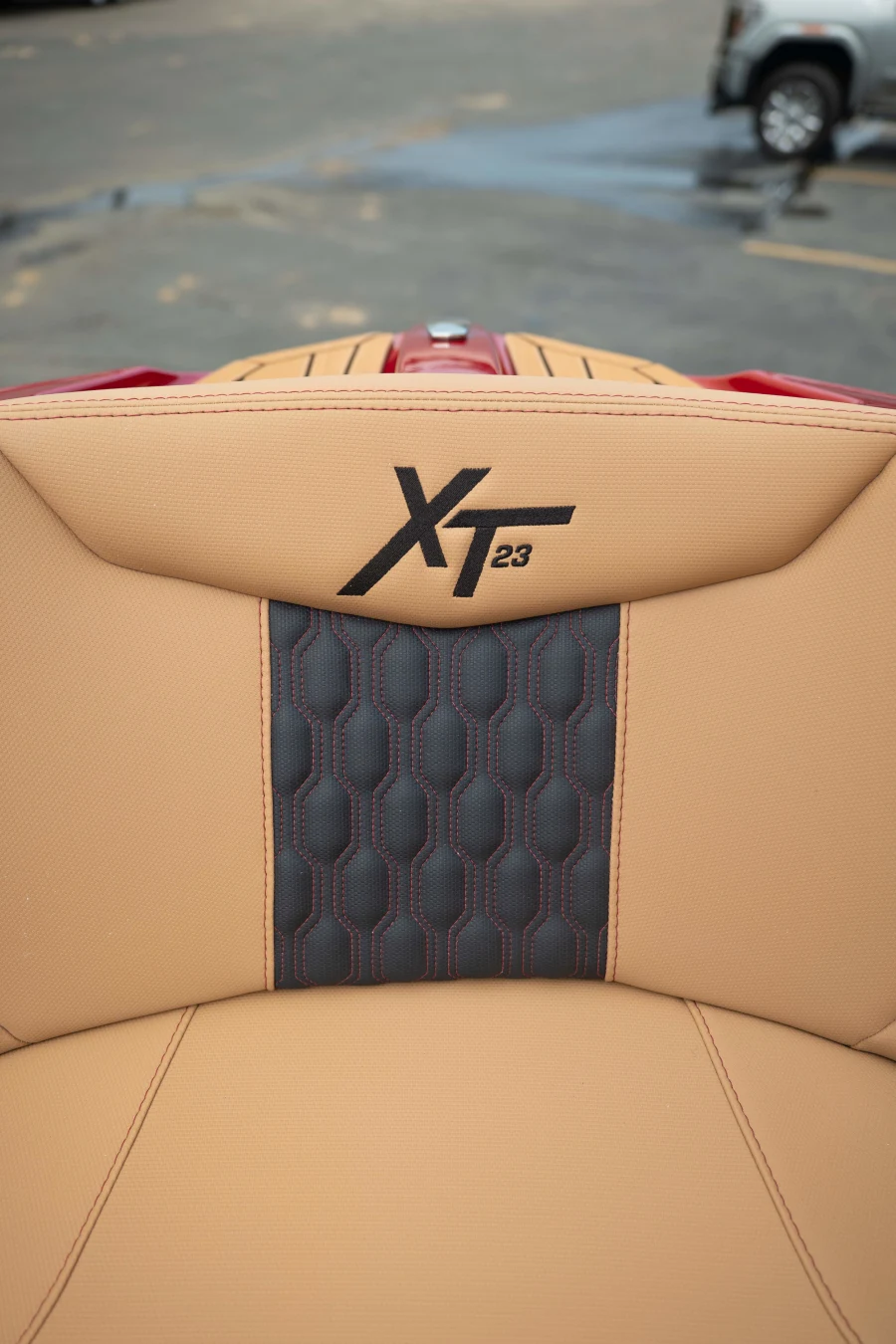 2026-mastercraft-xt23-147976-image11