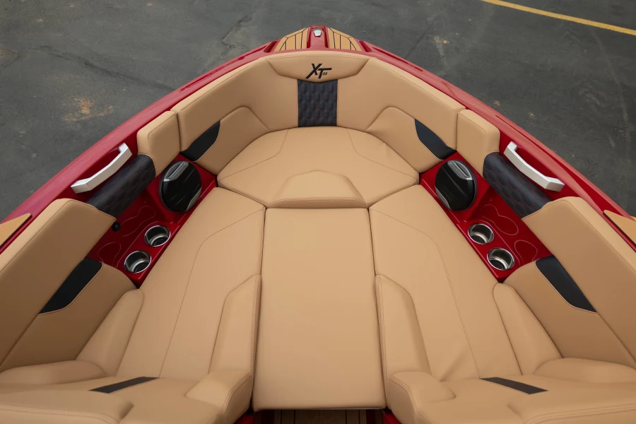 2026-mastercraft-xt23-147976-image12
