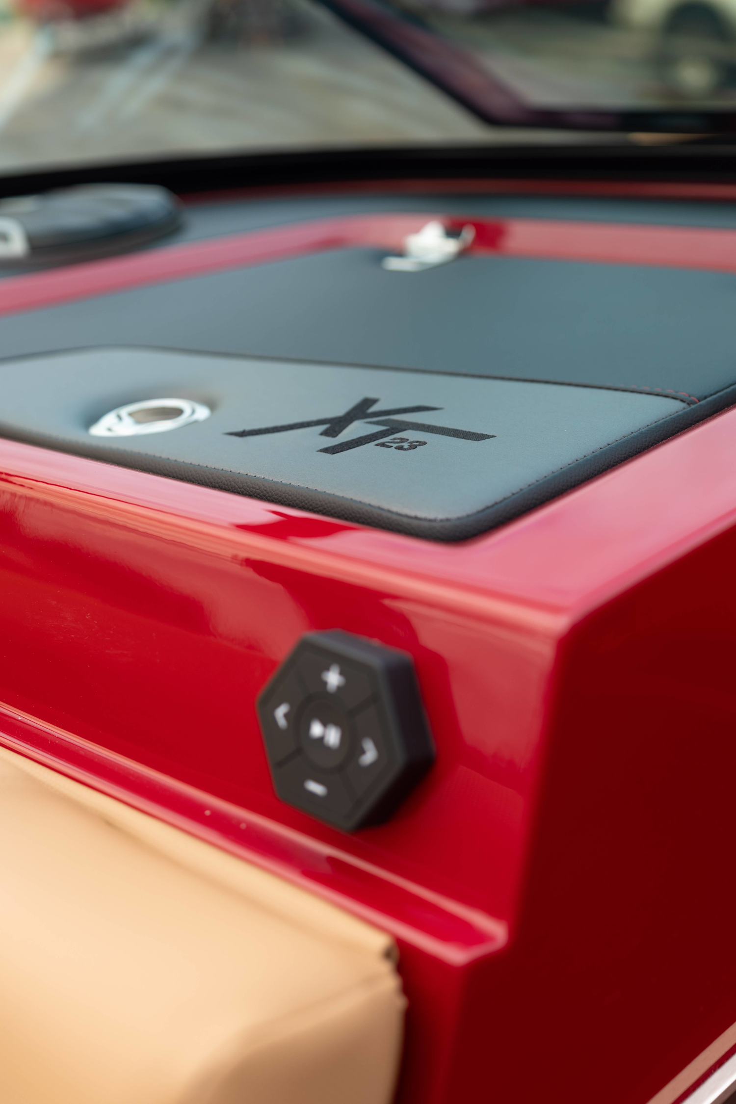 2026 MasterCraft XT23