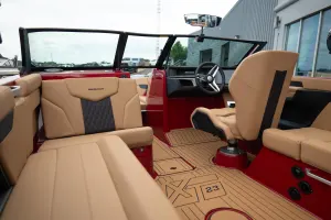 2026-mastercraft-xt23-147976-image22