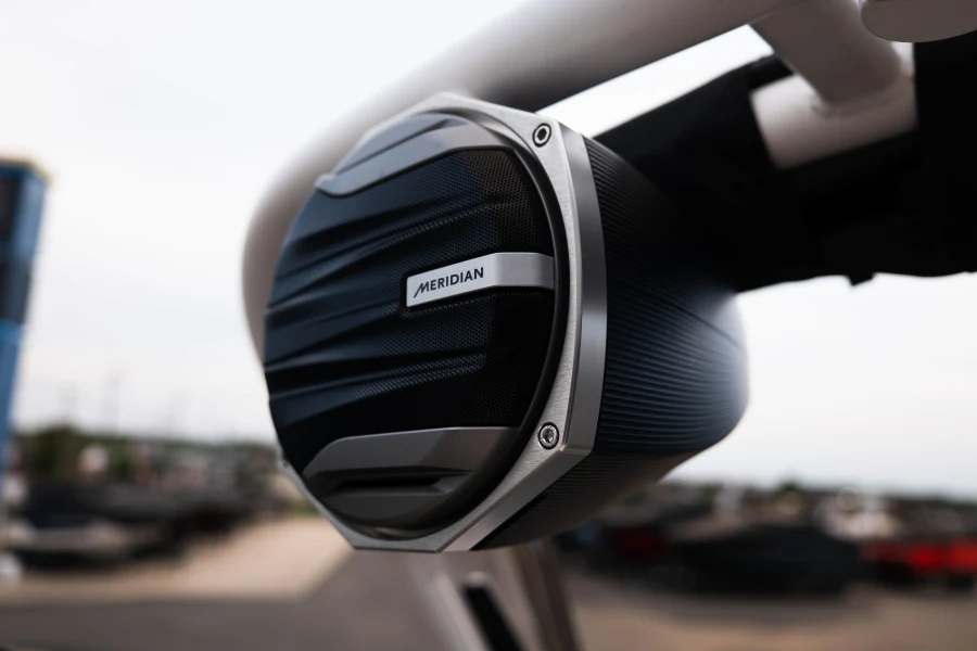 2026-mastercraft-xt24-147977-image13