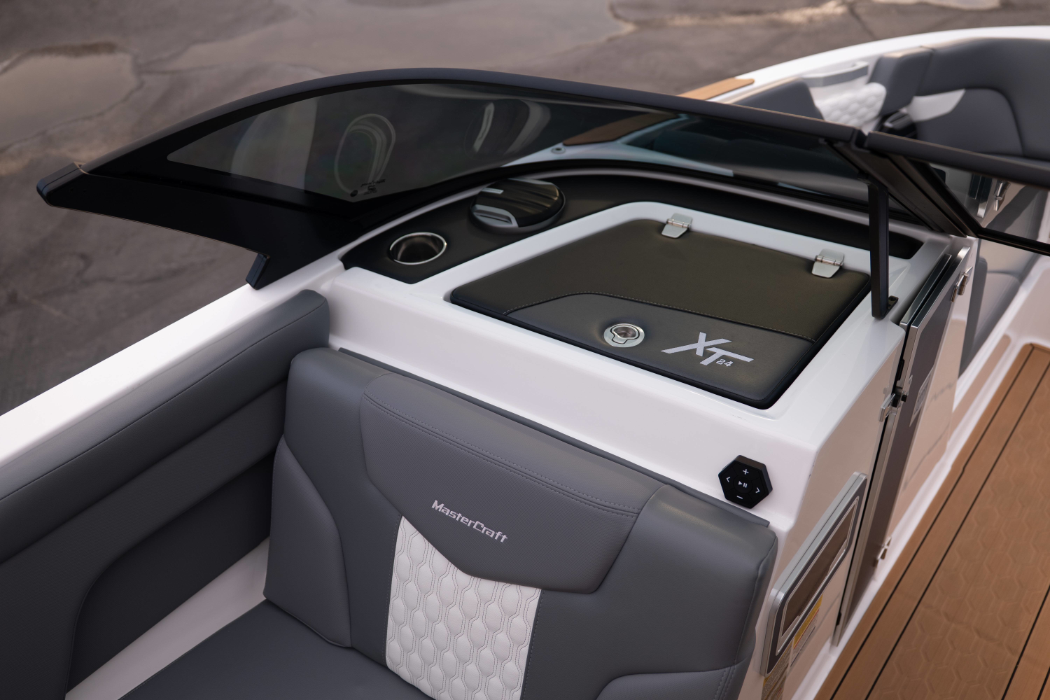 2026 MasterCraft XT24