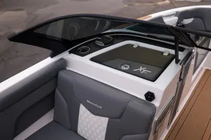 2026-mastercraft-xt24-147977-image15