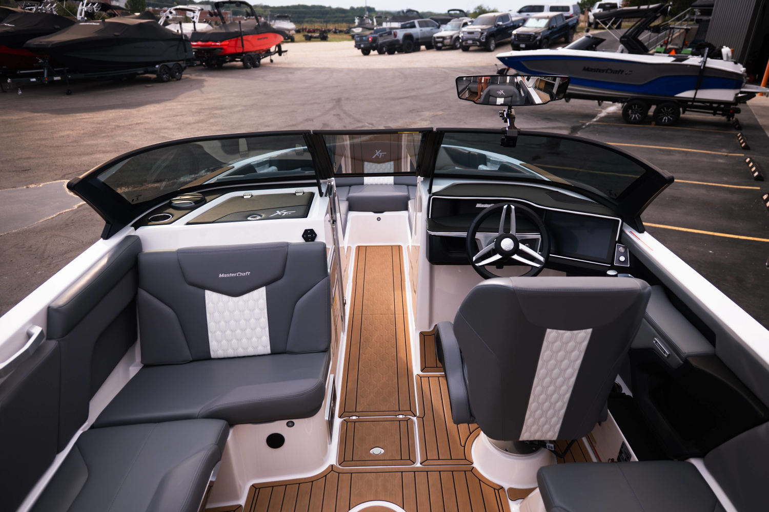 2026 MasterCraft XT24