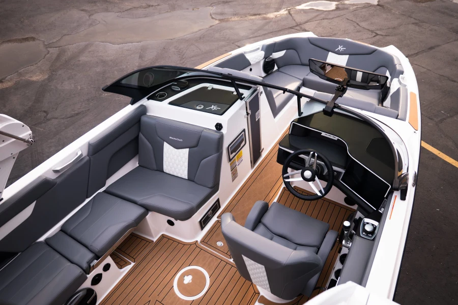 2026-mastercraft-xt24-147977-image25