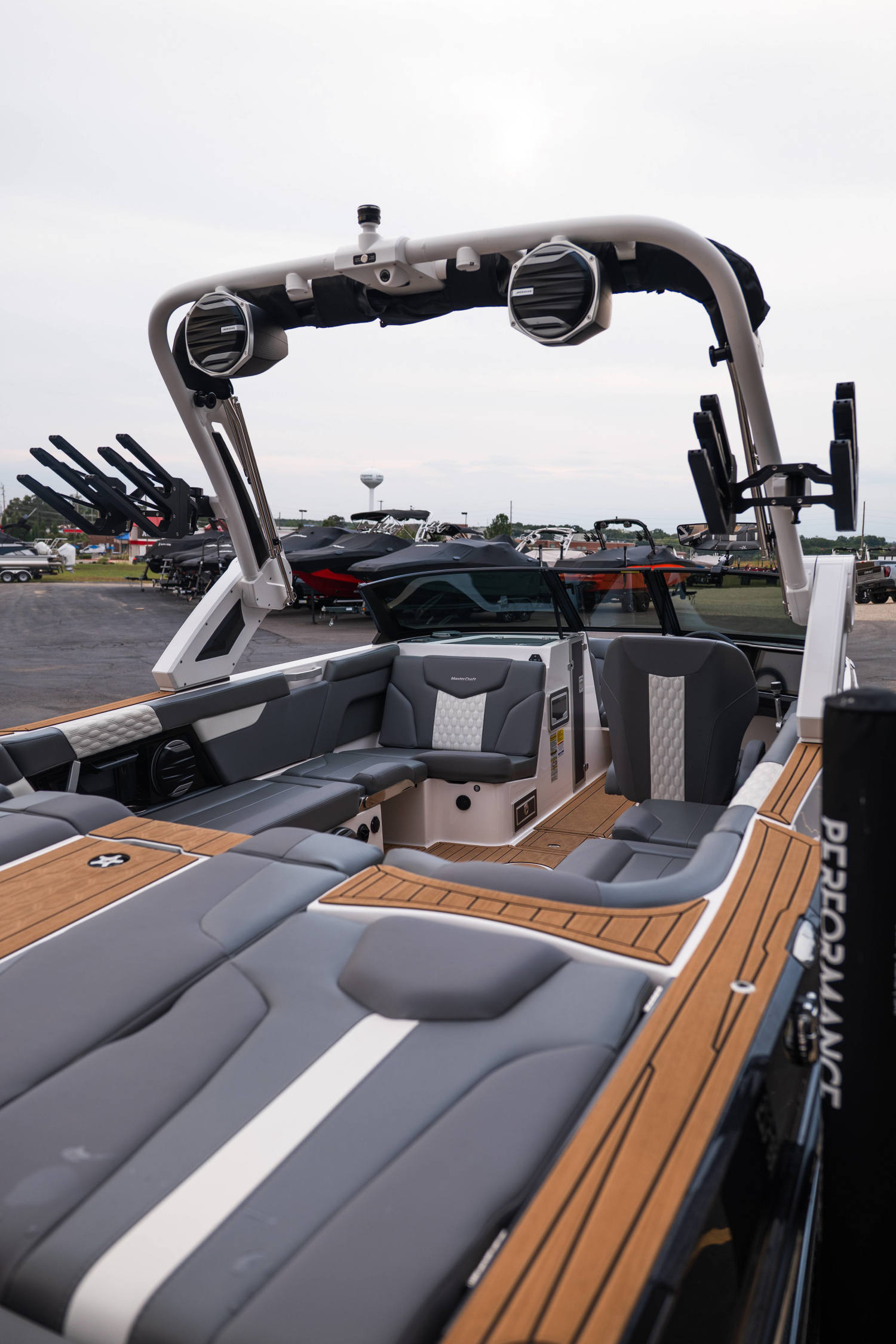 2026 MasterCraft XT24