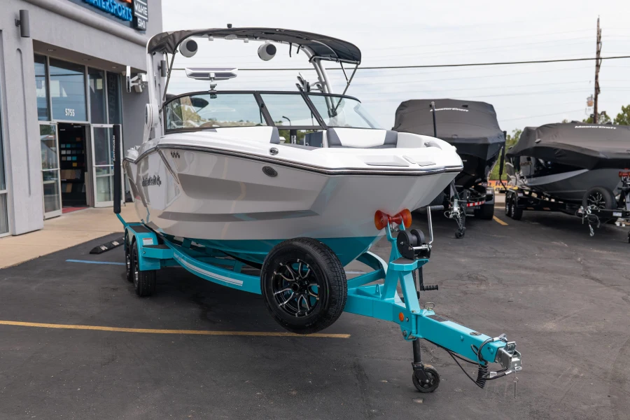 2026-mastercraft-nxt23-147981-image13