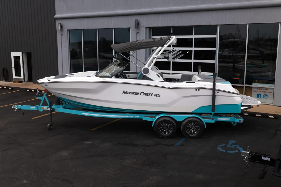 2026-mastercraft-nxt23-147981-image4