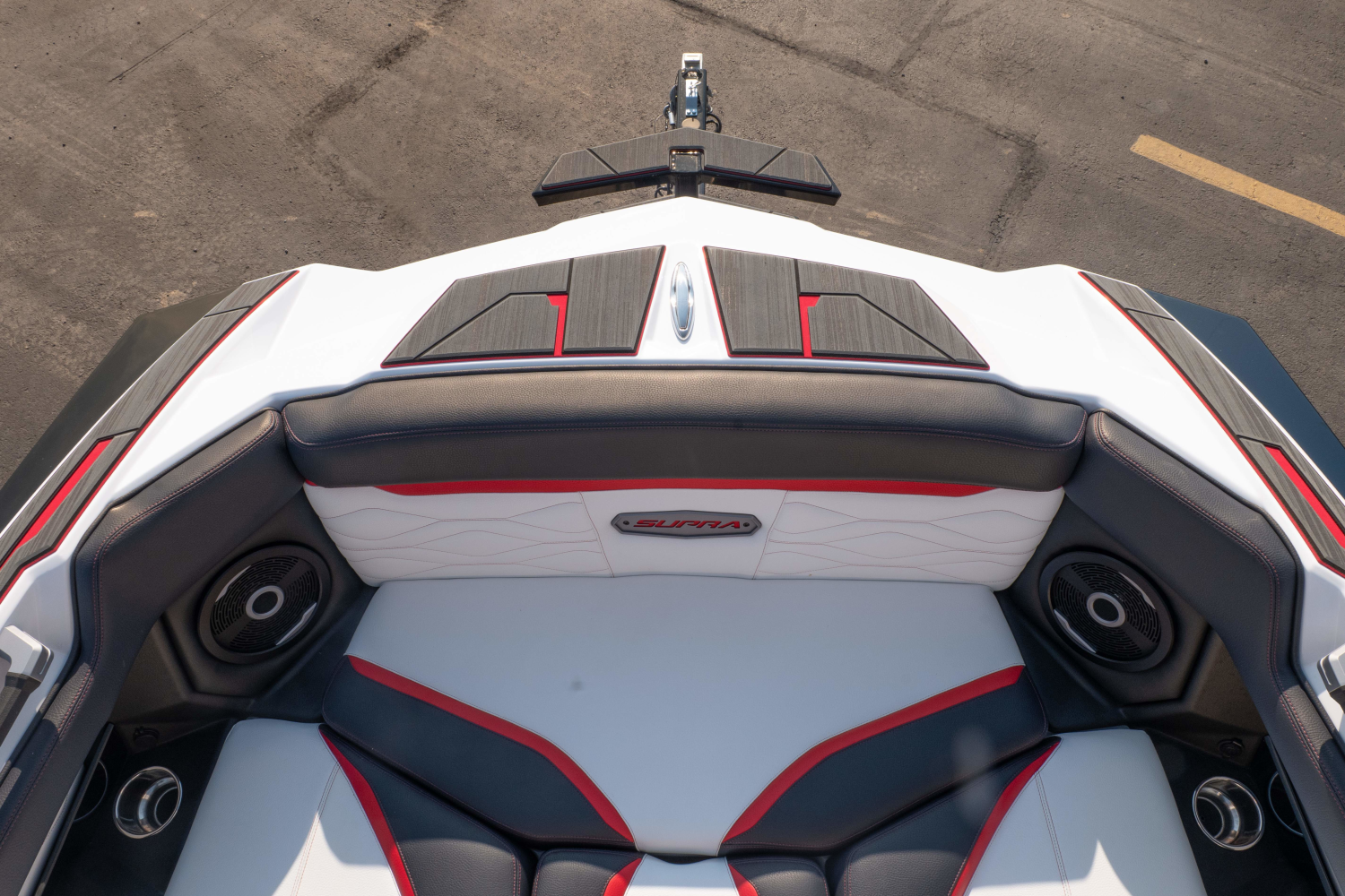 2025 Supra SA-550