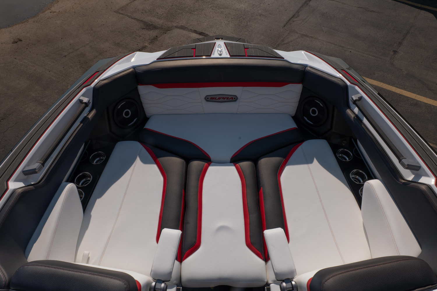 2025 Supra SA-550