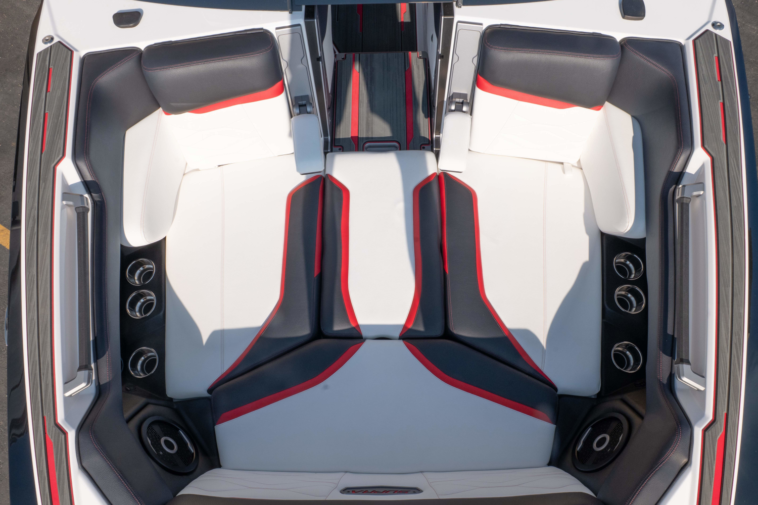 2025 Supra SA-550