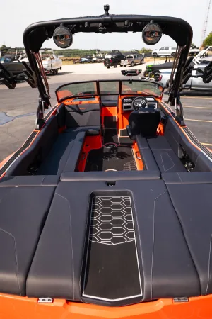 2025-mastercraft-nxt24-147983-image15