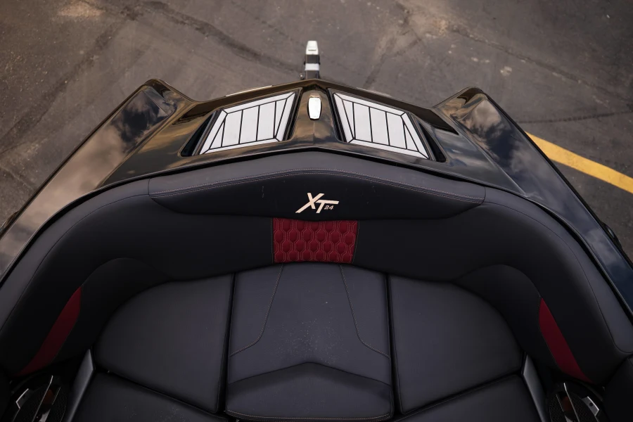 2022-mastercraft-xt24-147988-image10