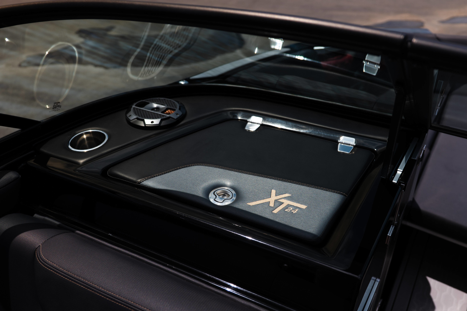 2022 MasterCraft XT24