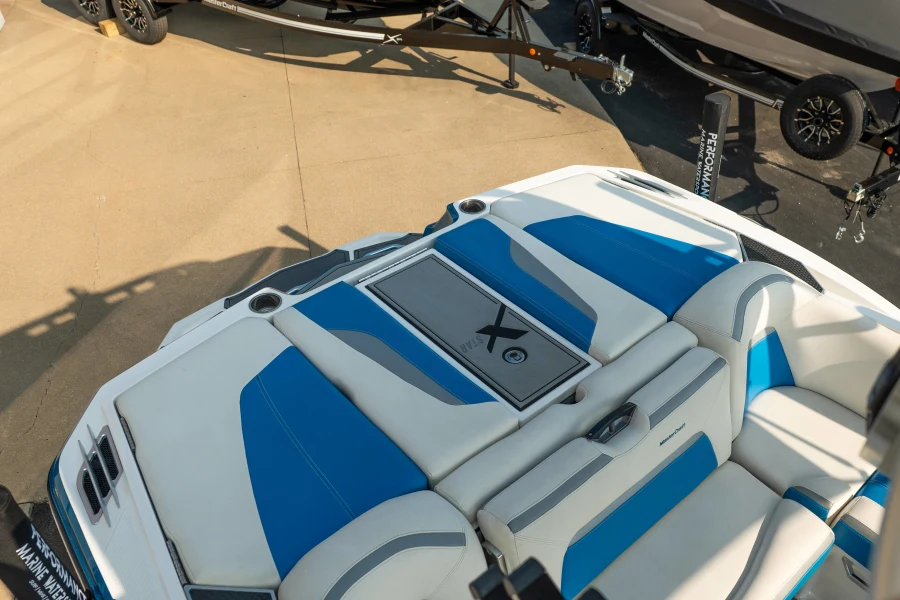 2019-mastercraft-x-star-147991-image14