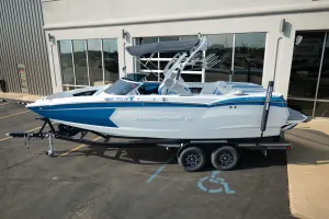 2019-mastercraft-x-star-147991-image2