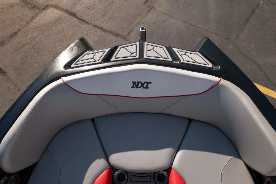 2018-mastercraft-nxt22-147993-image13