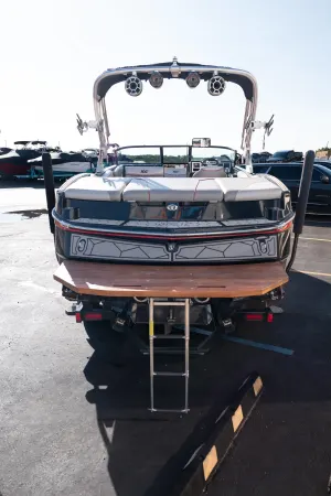 2018-mastercraft-nxt22-147993-image8