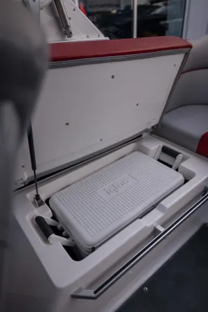 2018-mastercraft-xt21-147994-image28