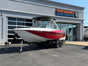 2014-malibu-wakesetter-23-lsv-147996-image1