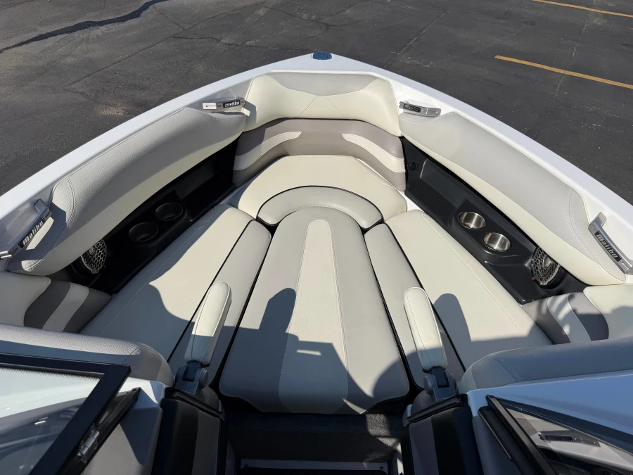 2014-malibu-wakesetter-23-lsv-147996-image20
