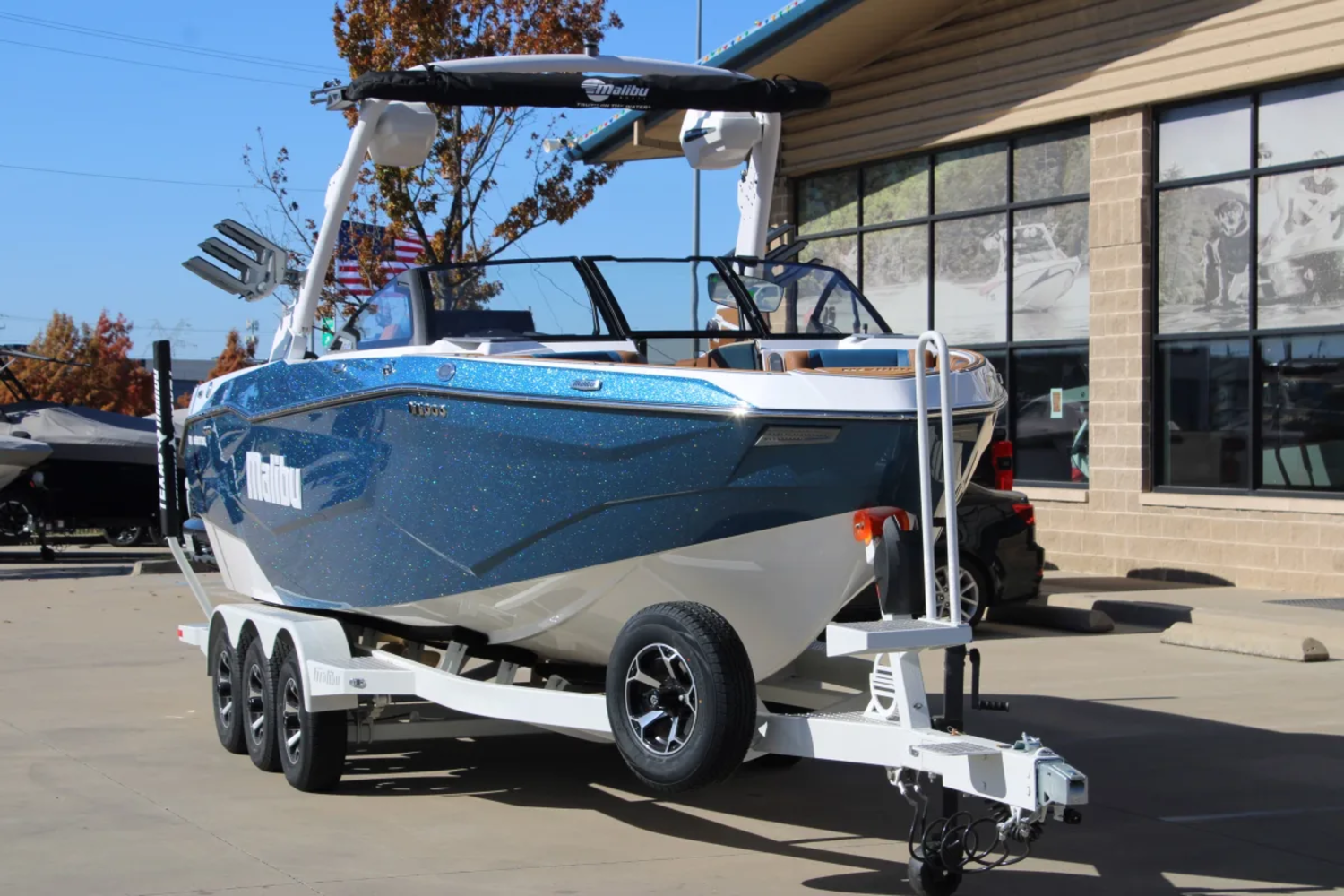 2026 Malibu 25 LSV