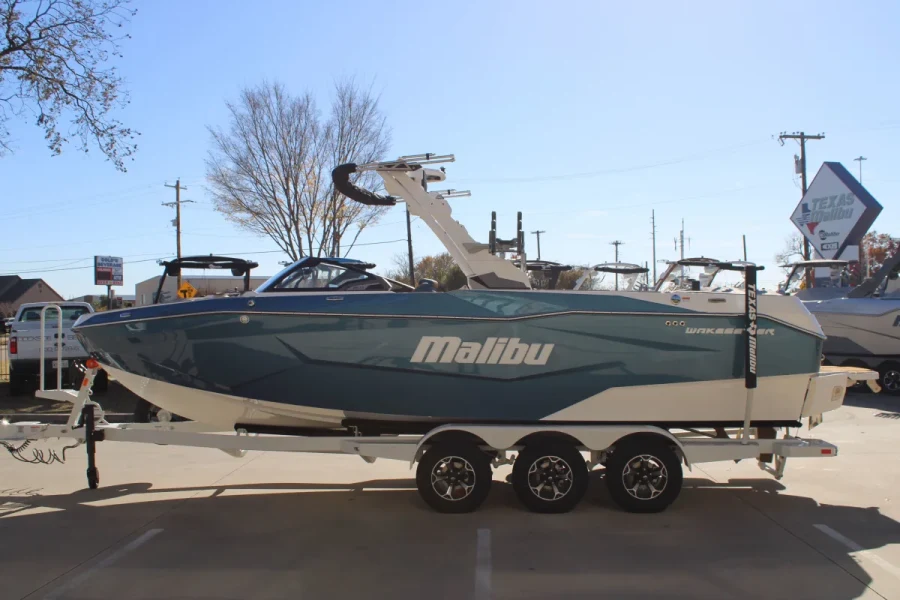 2026-malibu-wakesetter-25-lsv-147999-image4.webp