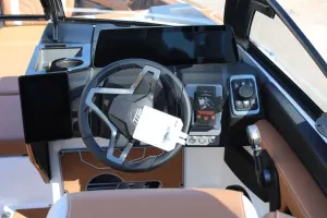 2027-malibu-wakesetter-25-lsv-148000-image15.webp