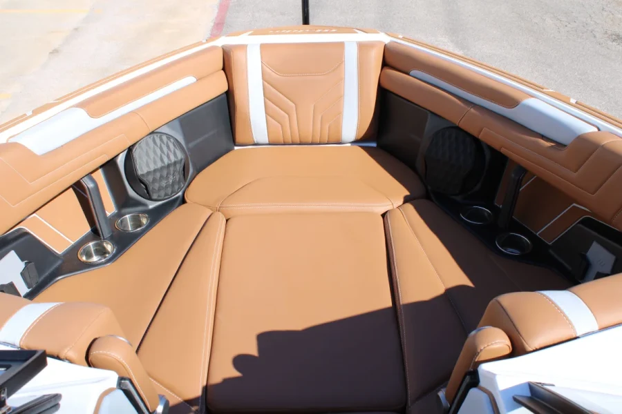 2027-malibu-wakesetter-25-lsv-148000-image17.webp