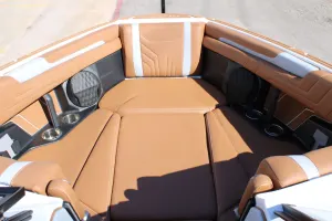 2027-malibu-wakesetter-25-lsv-148000-image17.webp