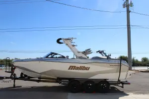 2027-malibu-wakesetter-25-lsv-148000-image4.webp