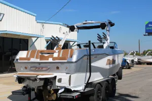 2027-malibu-wakesetter-25-lsv-148000-image6.webp