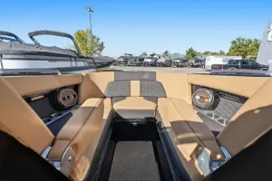 2020-mastercraft-x24-148002-image17.webp