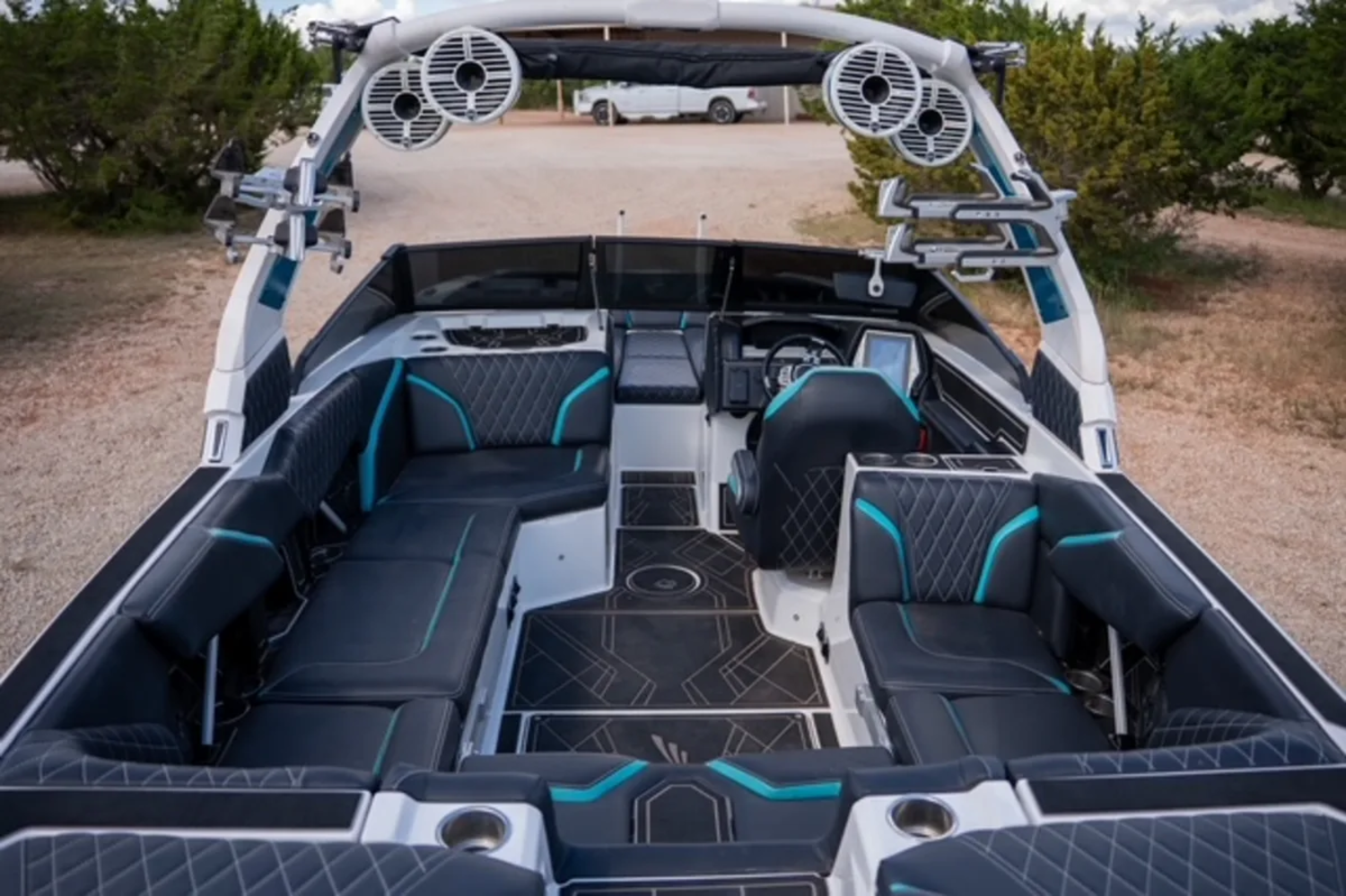 2022 Tige Boats 24RZX