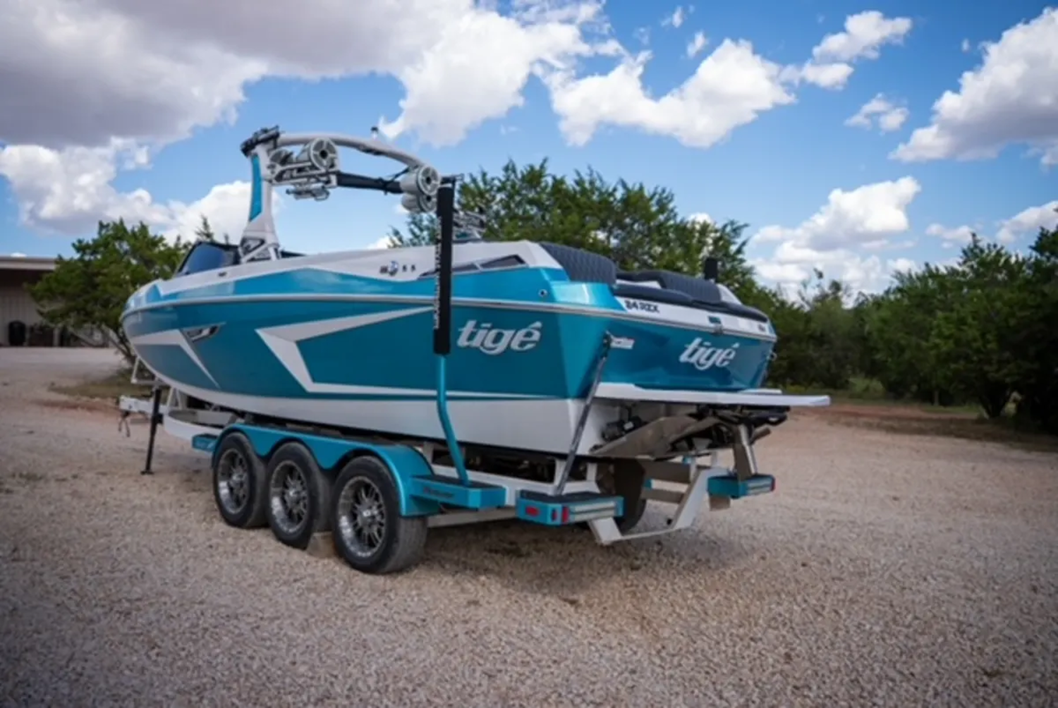 2022 Tige Boats 24RZX