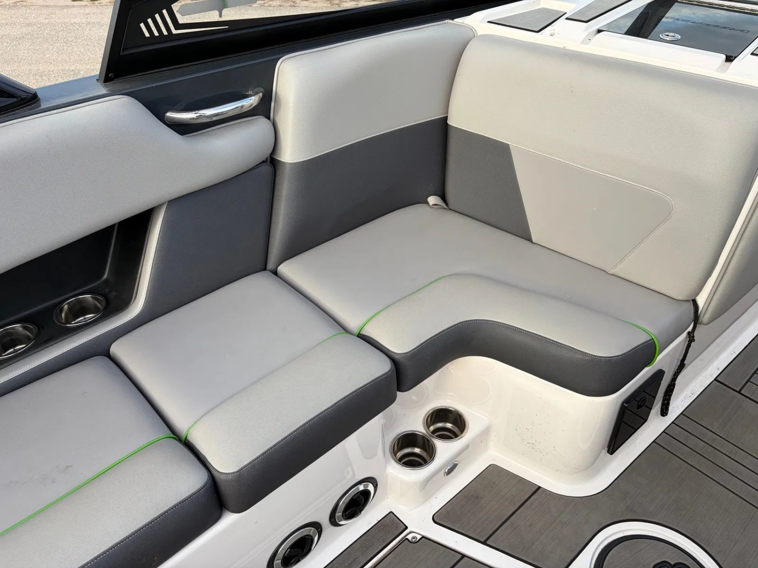 2019 MOOMBA MAX