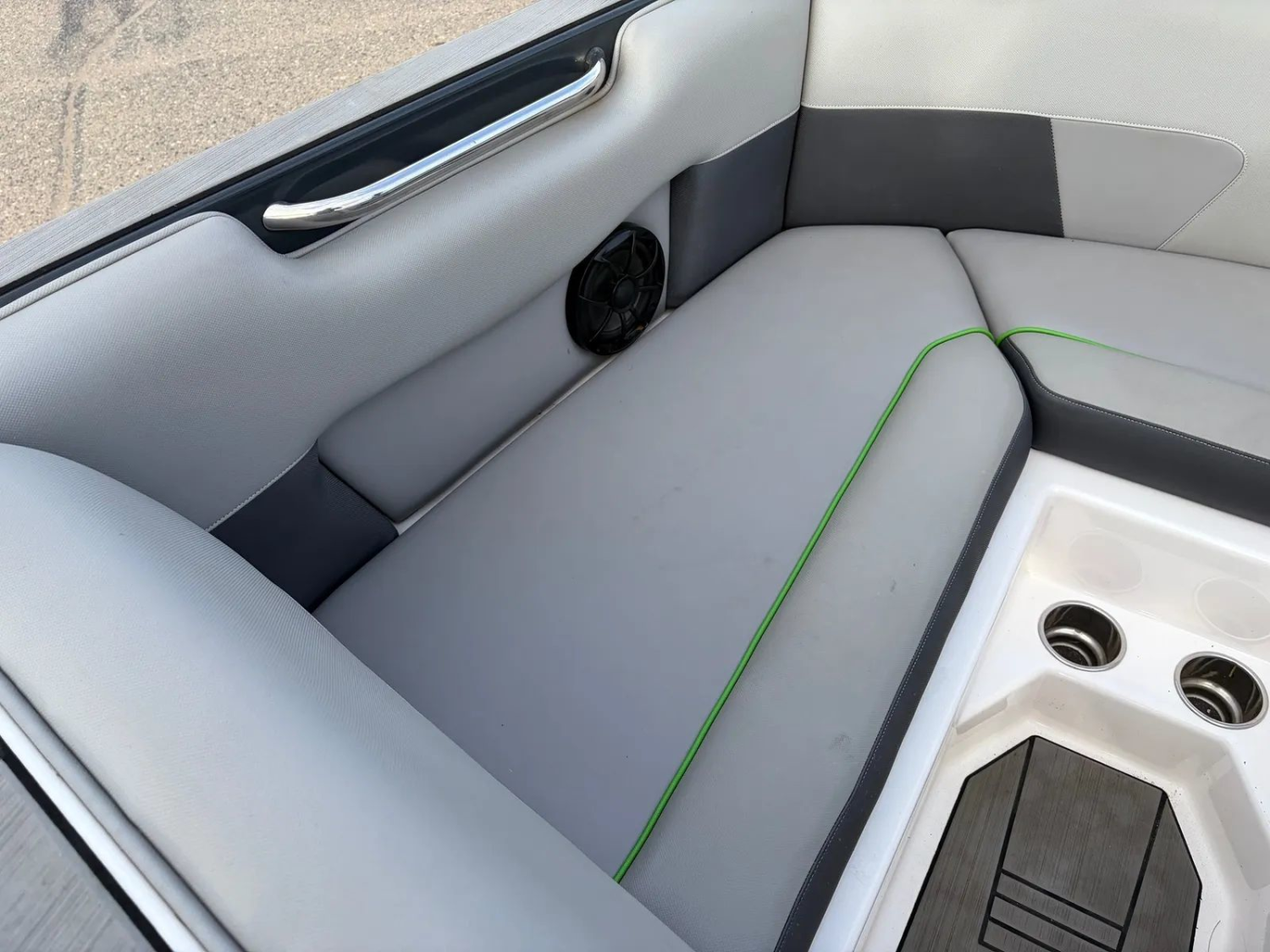 2019 MOOMBA MAX