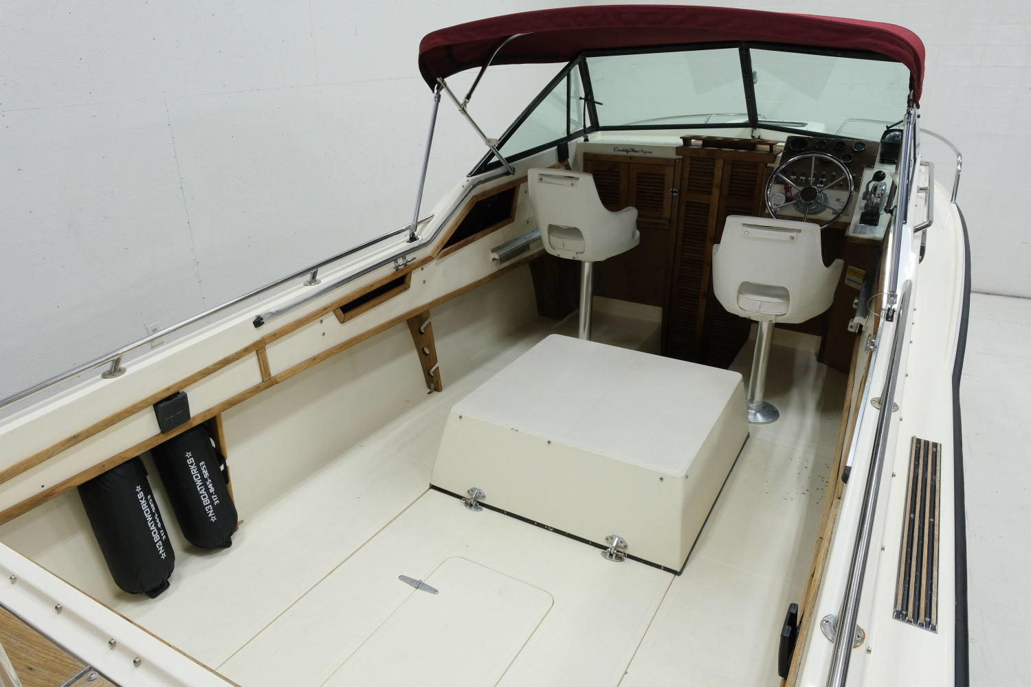 1985 Correct Craft Cuddy Nautique