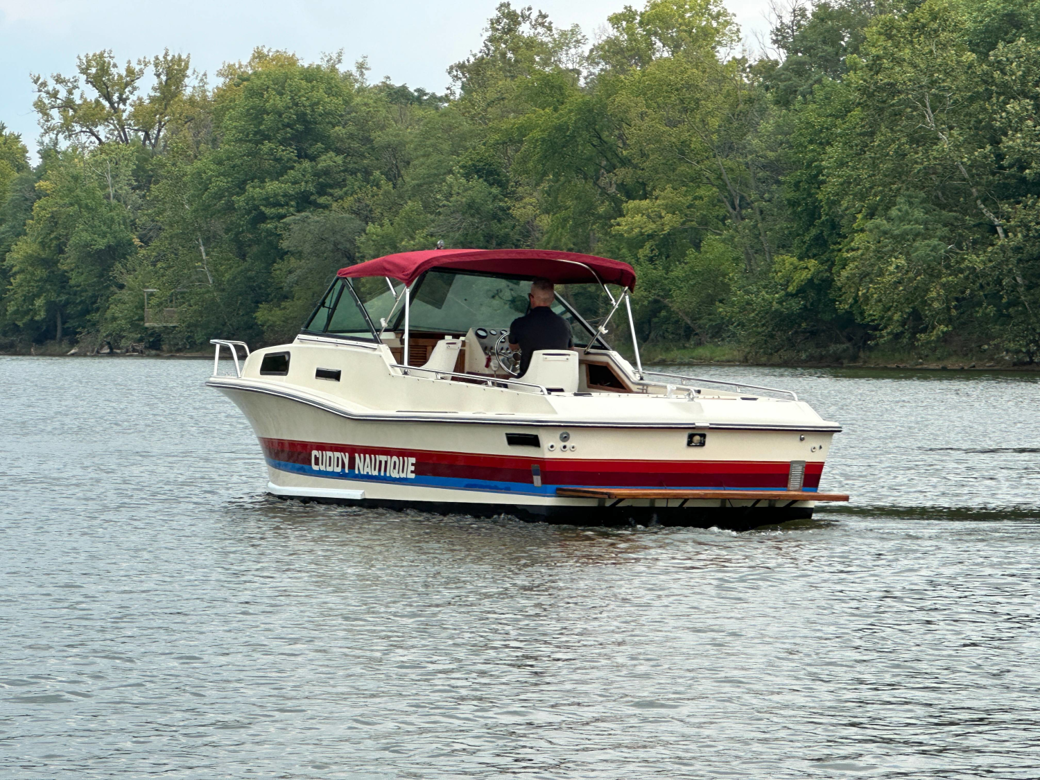 1985 Correct Craft Cuddy Nautique