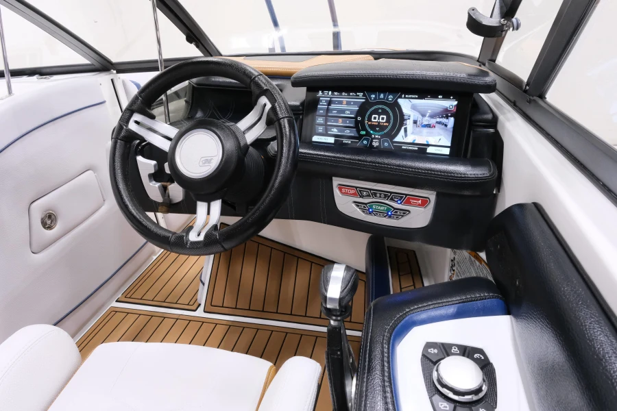 2017-nautique-g23-148019-image11