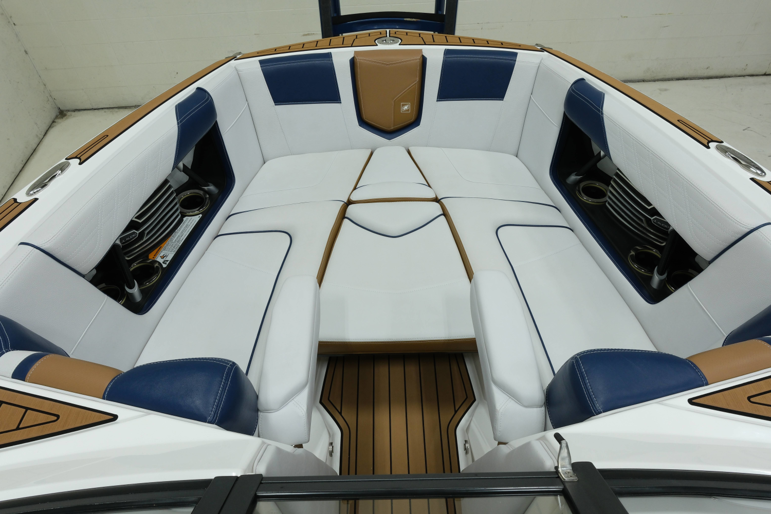 2017 Nautique G23